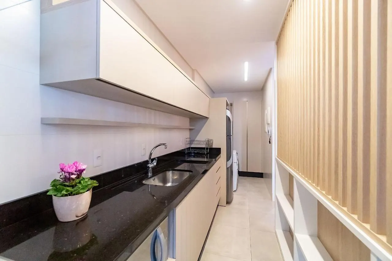 Porto Madero - Apartamento Em Condo Com Piscina بومبينهاس شقة